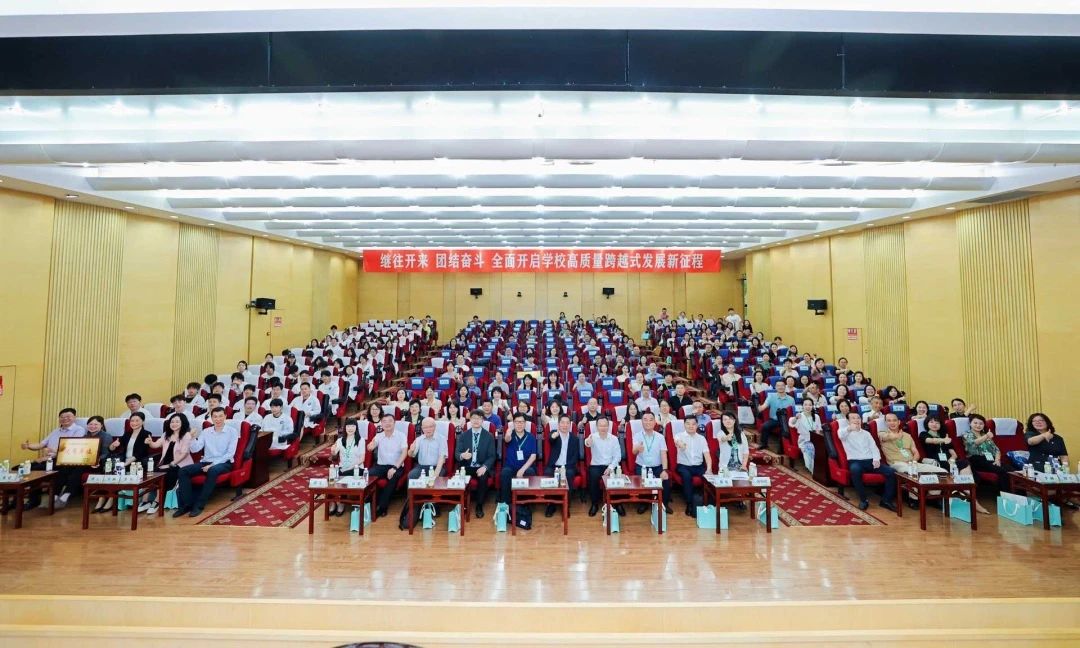 a4199fcbfb1749b2ed80376932ebadb2.jpg